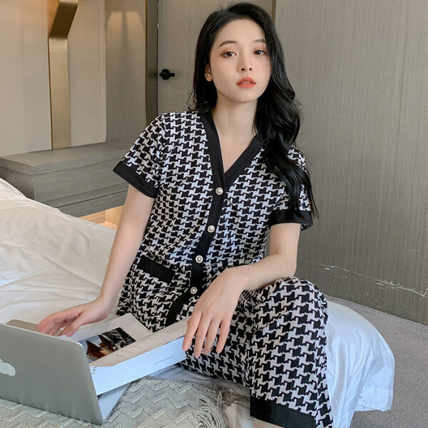 Chic Monochrome Co-Ords & PJ Set