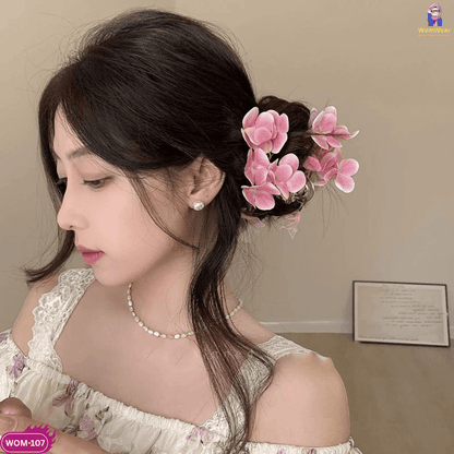 🌸W107: Pink Floral Hair Claw
